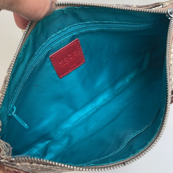 HOBO Leather Wristlet Shoulder Bag - Picture 5 of 16